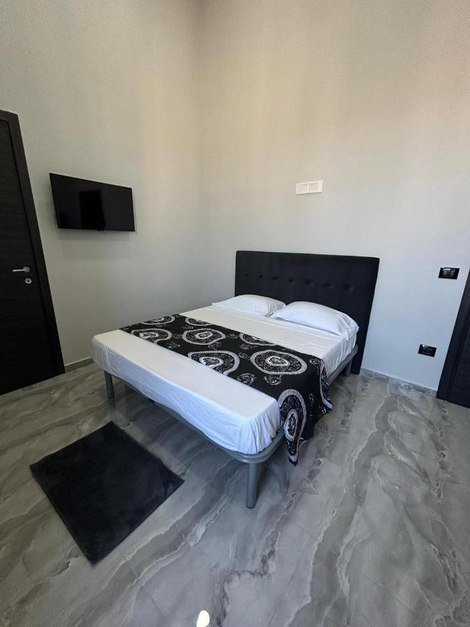 Foria House Valentino
